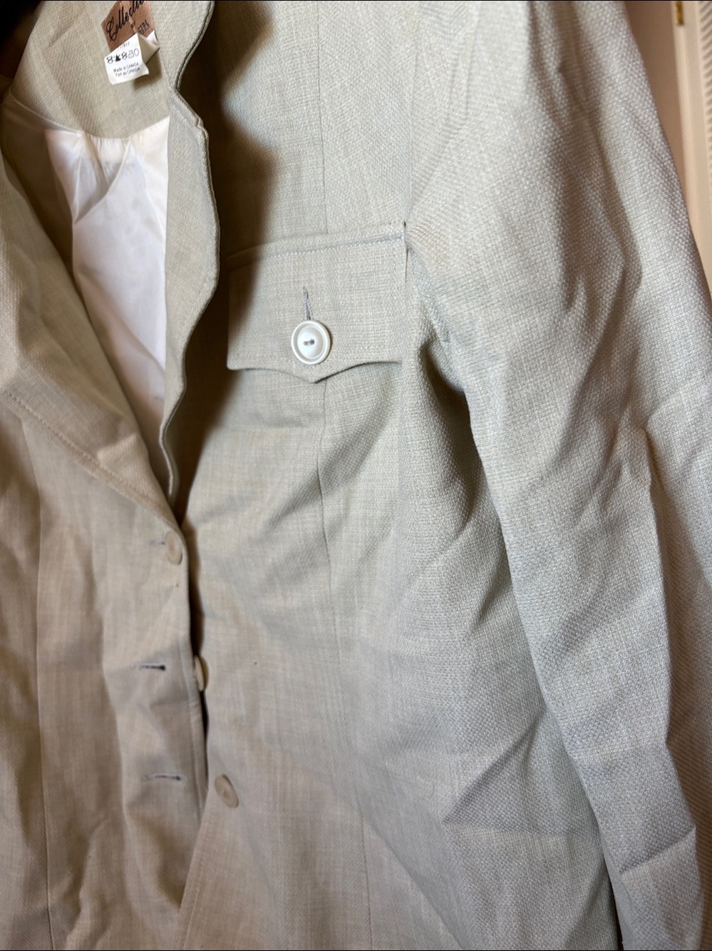 Vintage-Style Women's Jacket in Light Beige - 10 - Picture 2 of 5
